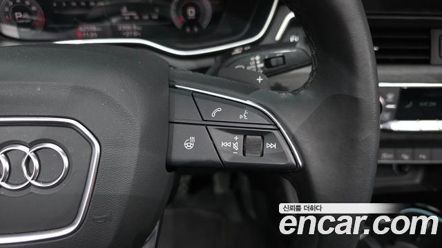 Audi A4 2023 — photo 30