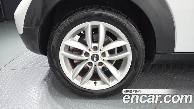 Mini Countryman 2012 — photo 18