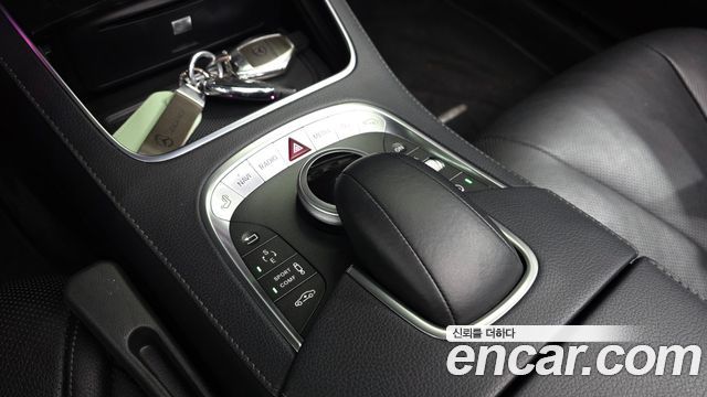 Mercedes-Benz S-Class 2015 — photo 24