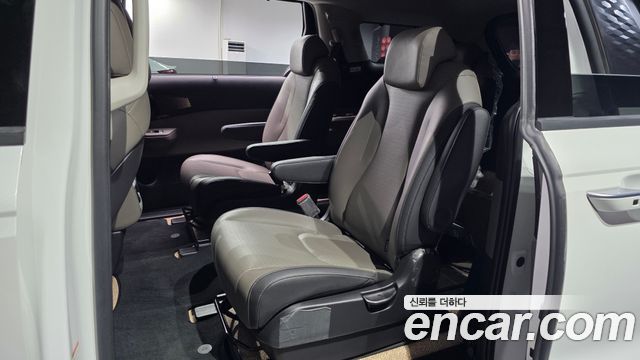 Kia Canival 2024 — photo 18