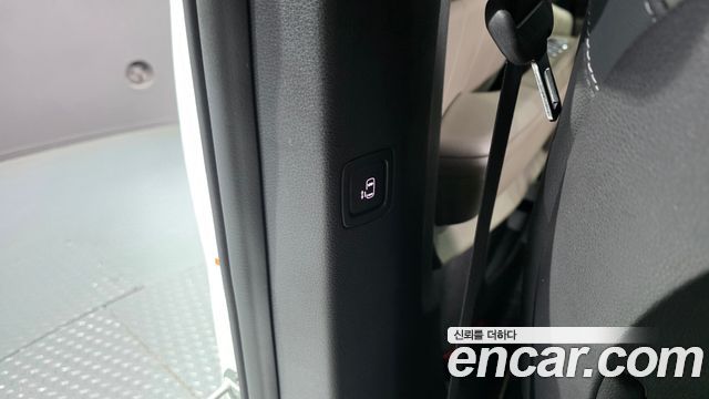 Kia Canival 2024 — photo 25