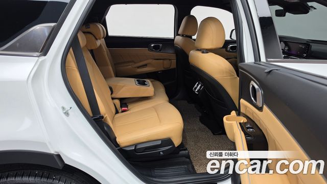 Kia Sorento 2023 — photo 17