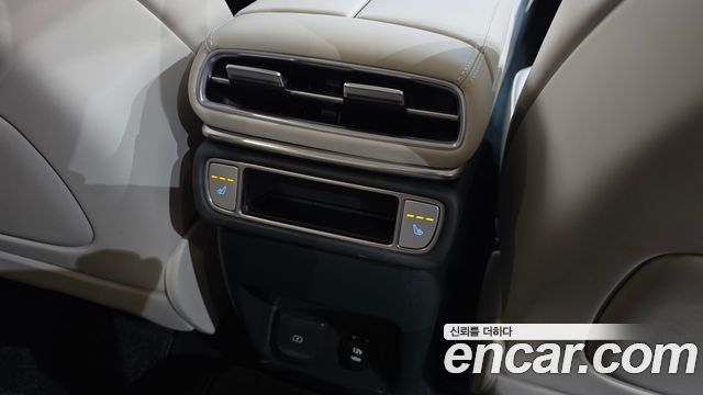 Genesis GV80 2024 — photo 32