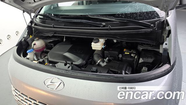 Hyundai Staria 2022 — photo 6