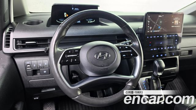 Hyundai Staria 2022 — photo 19