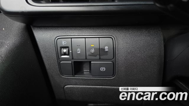 Hyundai Staria 2022 — photo 23