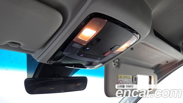 Hyundai Staria 2022 — photo 25