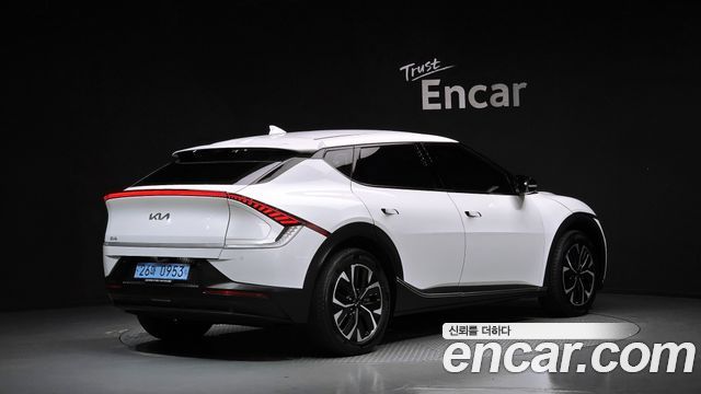 Kia EV6 2024 — photo 2