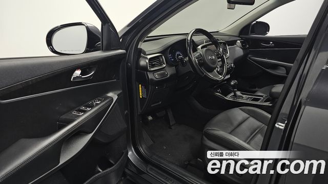 Kia Sorento 2016 — photo 17