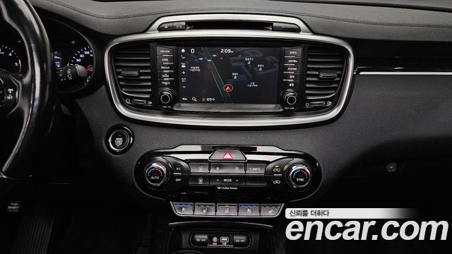 Kia Sorento 2016 — photo 20