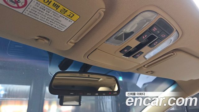 Kia Canival 2020 — photo 16