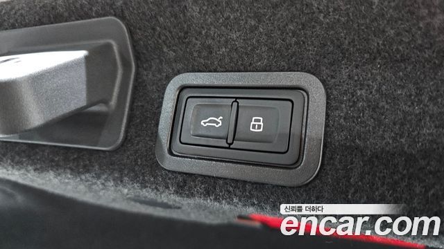 Audi A6 2021 — photo 20