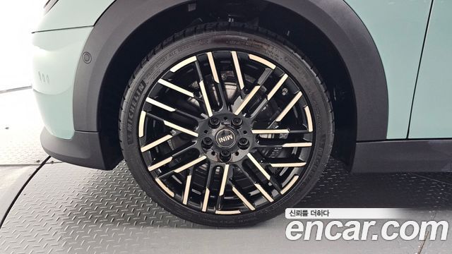 Mini Cooper 2025 — photo 5