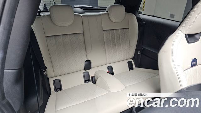 Mini Cooper 2025 — photo 17