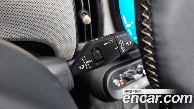 Mini Cooper 2025 — photo 21