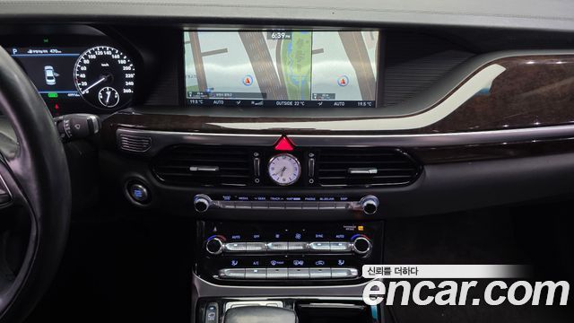 Genesis EQ900 2016 — photo 21