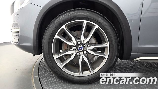 Volvo S60 2016 — photo 5