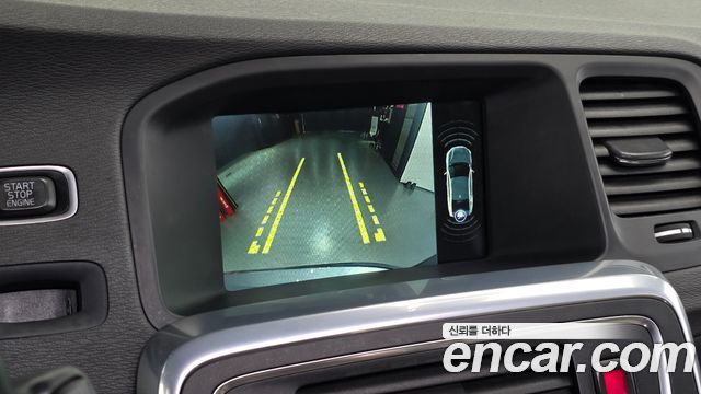 Volvo S60 2016 — photo 14