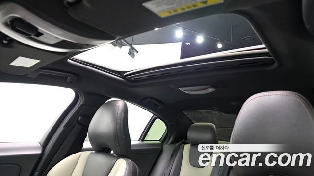 Volvo S60 2016 — photo 19