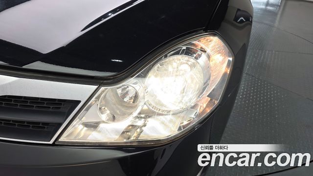 Renault Korea SM5  2010 — photo 8