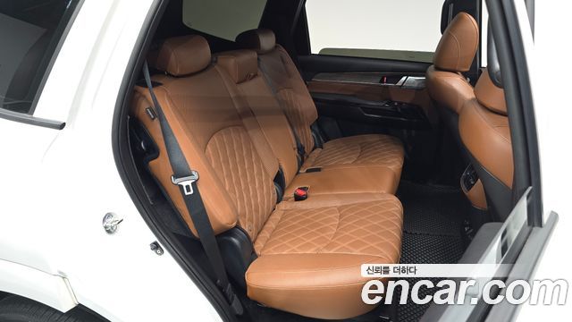 Kia Mohave 2023 — photo 18