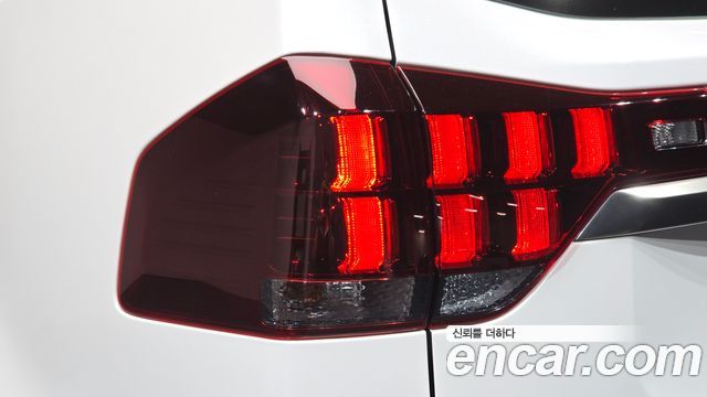 Kia Mohave 2023 — photo 9
