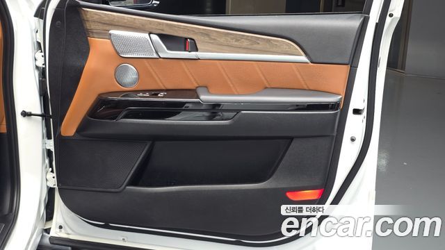 Kia Mohave 2023 — photo 15