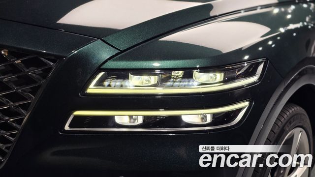 Genesis GV80 2022 — photo 8