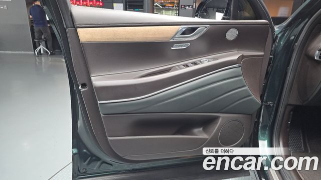 Genesis GV80 2022 — photo 14