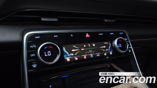 Genesis GV80 2022 — photo 27