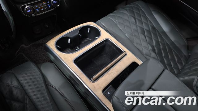 Genesis GV80 2022 — photo 37