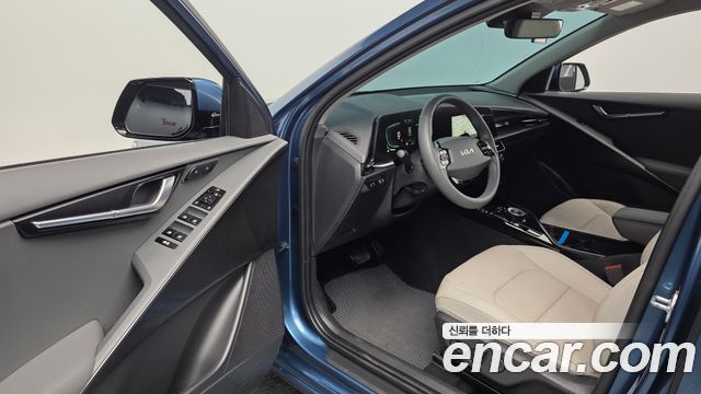 Kia Niro 2024 — photo 13