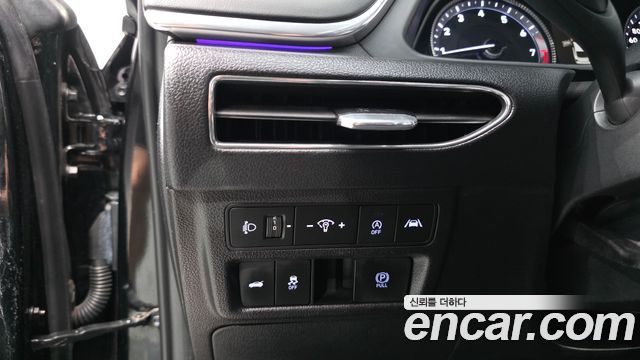 Hyundai Sonata 2023 — photo 25
