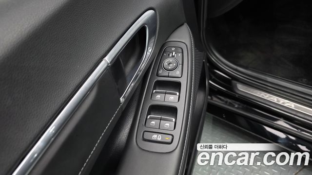 Hyundai Sonata 2023 — photo 28