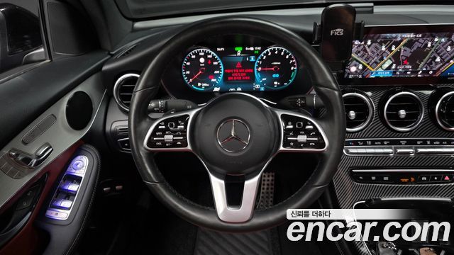 Mercedes-Benz GLC-Class 2020 — photo 19
