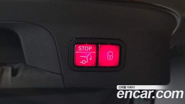 Mercedes-Benz GLC-Class 2020 — photo 27