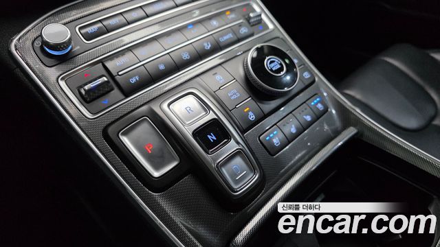 Hyundai Santafe 2021 — photo 9