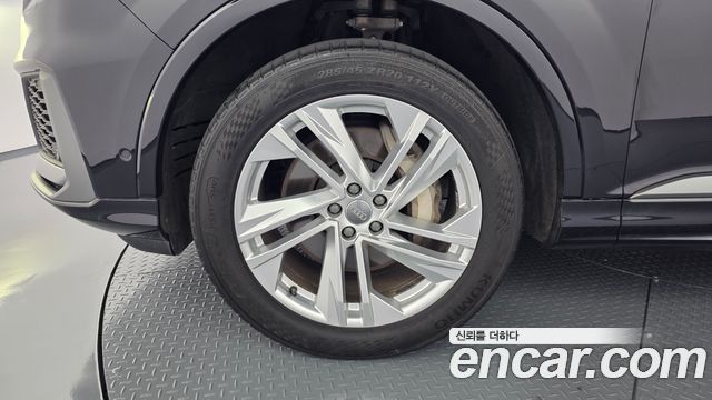 Audi Q7 2020 — photo 5