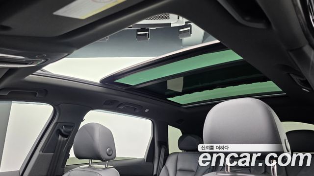 Audi Q7 2020 — photo 33