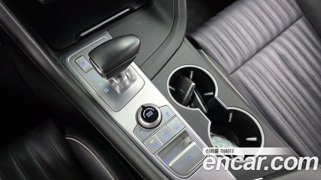Genesis G70 2019 — photo 12