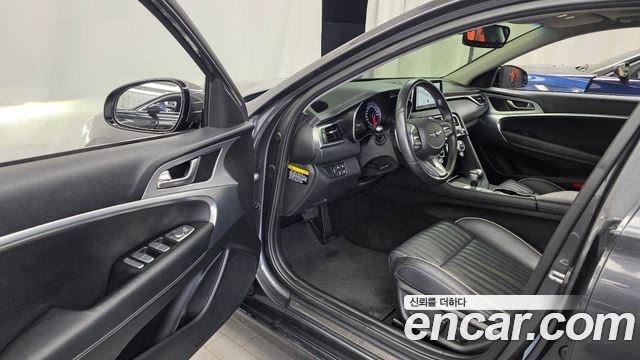 Genesis G70 2019 — photo 13