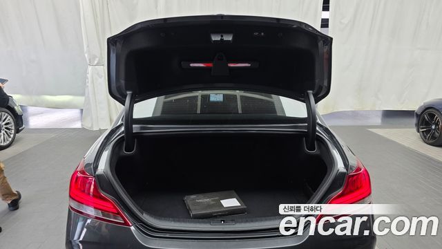Genesis G70 2019 — photo 26