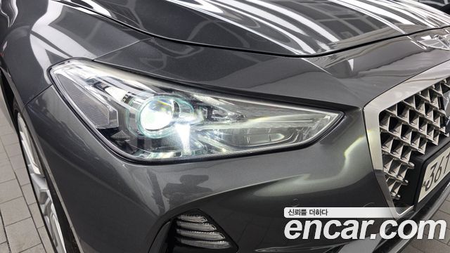 Genesis G70 2019 — photo 8