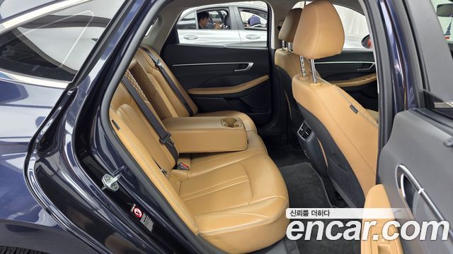 Hyundai Sonata 2020 — photo 18