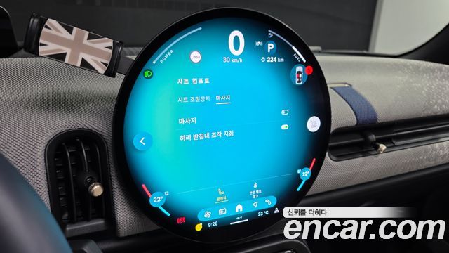 Mini Cooper 2025 — photo 23