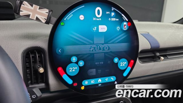 Mini Cooper 2025 — photo 28