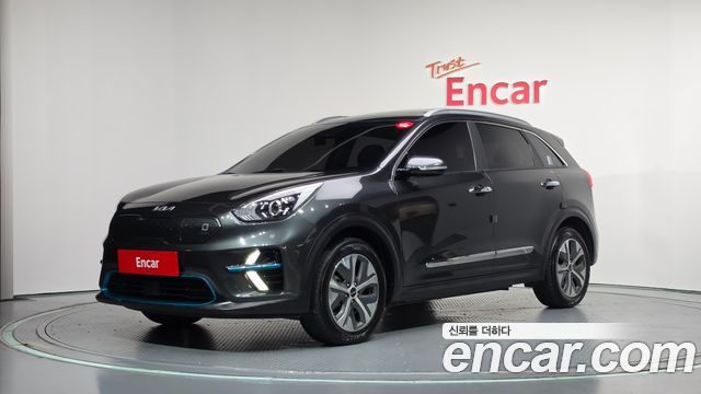 Kia Niro 2022 — photo 1