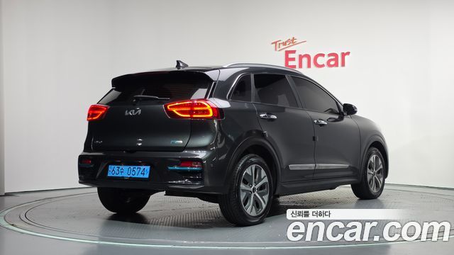 Kia Niro 2022 — photo 2