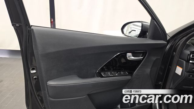 Kia Niro 2022 — photo 14