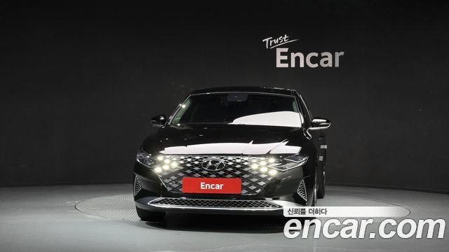 Hyundai Grandeur 2023 — photo 1